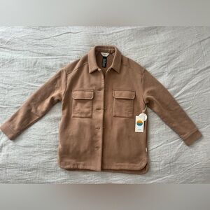 Vuori. Restore Shirt Jacket. Size small. Brown.